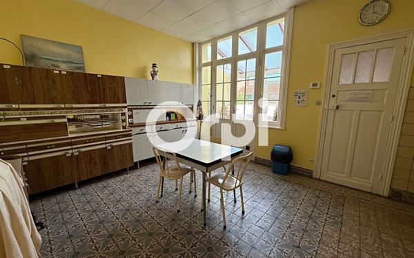 Immeuble à vendre    2 pièces • 270 m2 Béthune