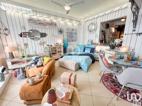 Commercial for sale 250 m² Saint-Raphaël