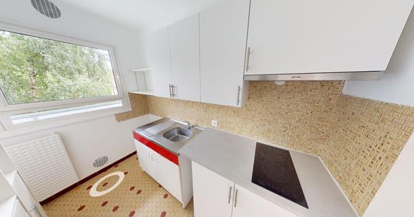 Studio vide et lumineux 29,71m² Kremlin Bicêtre ligne 7 et 14 du métro