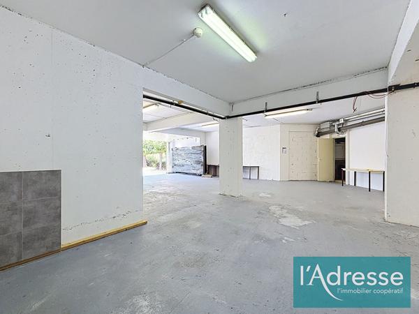 Entrepôt avec bureaux climatisés - 228 m² - Secteur Finosello