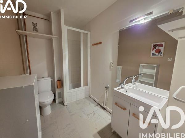 Location appartement 1 pièce 26 m² La Riche