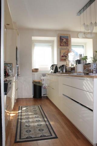 Exclusivité!! Côtes d'Armor 22400 LAMBALLE. 4 chambres, Hypercentre, duplex bien d'exception