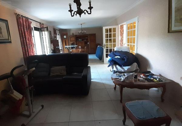 Maison à vendre à Pontivy dans le Morbihan (56300), ref : 063-438