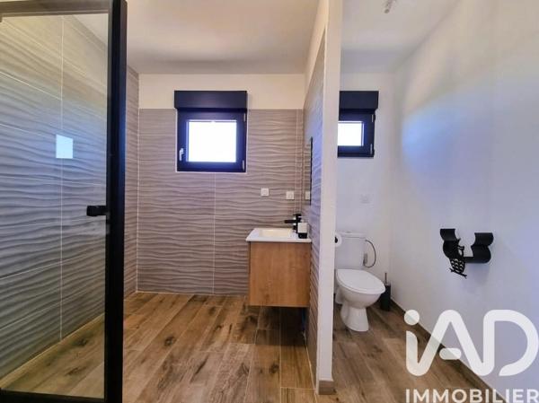 Maison à vendre 7 pièces 220 m² Sallèles-d'Aude