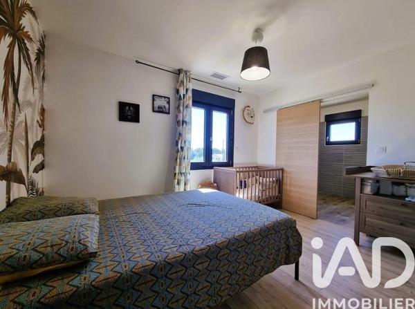 Maison à vendre 7 pièces 220 m² Sallèles-d'Aude