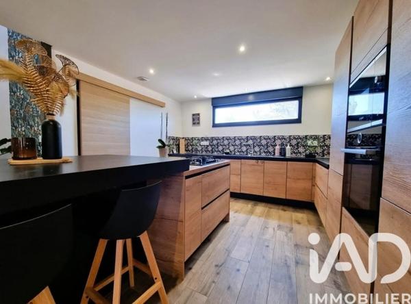 Maison à vendre 7 pièces 220 m² Sallèles-d'Aude