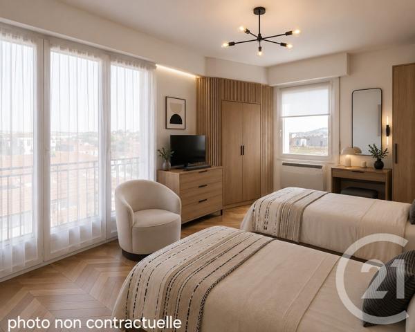 Appartement F4 à vendre  5 pièces - 122,97 m 2   PAU  - 64