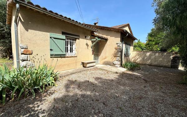 Maison à vendre    5 pièces • 138 m2 Grasse