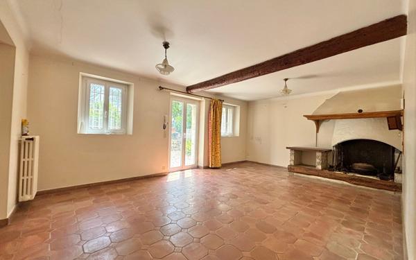 Maison à vendre    5 pièces • 138 m2 Grasse
