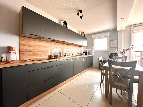 Duplex Mérignac, dernier étage, parking