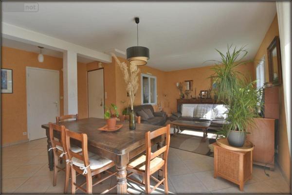 Maison à vendre à Le Rheu en Ille-et-Vilaine (35650), ref : 35060-132