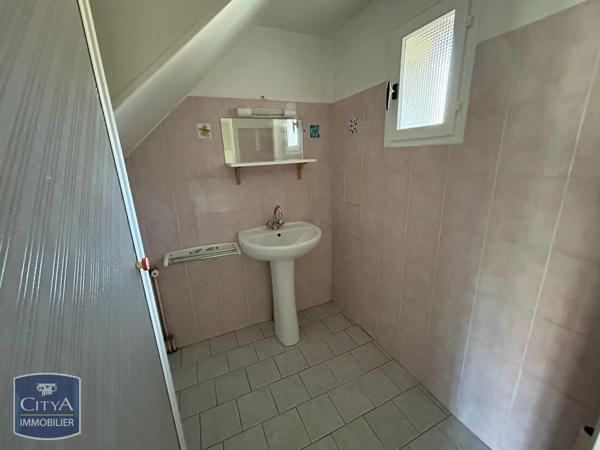 Maison à louer 3 pièces 67.59m² Saint-Cyr (87310)