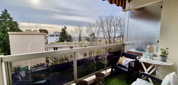 Beau studio avec terrasse - Nice Nord