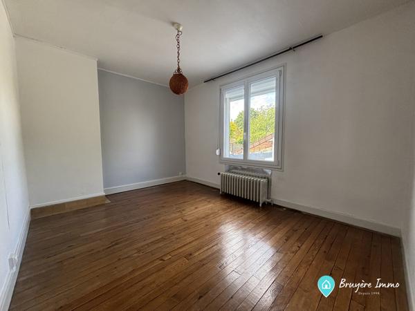 Maison mitoyenne 2 côtés à vendre, 4 pièces - Hirson 02500
