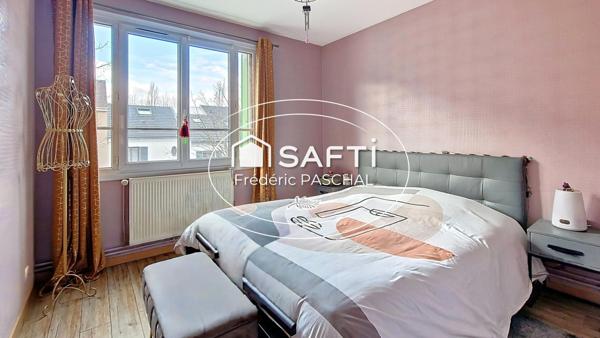 Centre-ville, Appartement 4 pièces, 3 chambres - Cave + Box