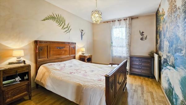 Maison à vendre 5 pièces ODOS (65) avec garage, atelier, jardin et véranda