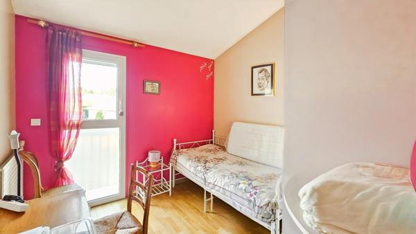 Maison à vendre 5 pièces ODOS (65) avec garage, atelier, jardin et véranda