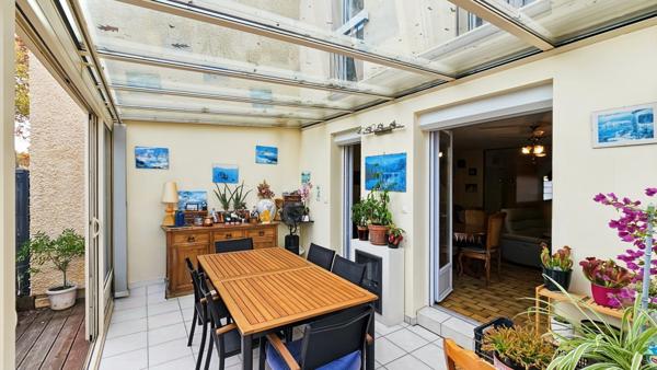 Maison à vendre 5 pièces ODOS (65) avec garage, atelier, jardin et véranda