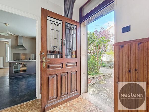 Centre de Champigneulles - Maison de ville - 5 pièces - 3 chambres - Garage