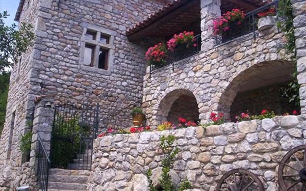 Maison à vendre    17 pièces •  Les Vans