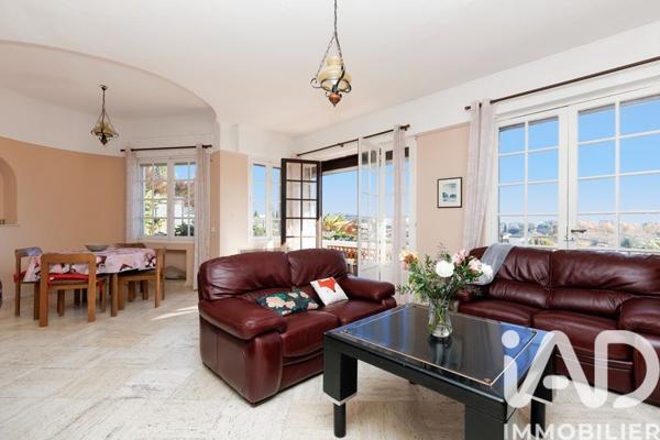Maison à vendre 6 pièces 180 m² Mandelieu-la-Napoule