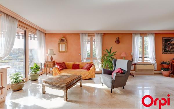 Appartement à vendre    4 pièces • 107,91 m2 Caluire-et-Cuire