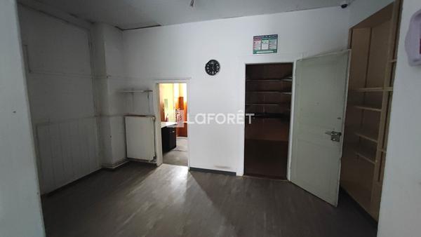 Location local commercial Dettwiller - 70 m² - 690 €/mois