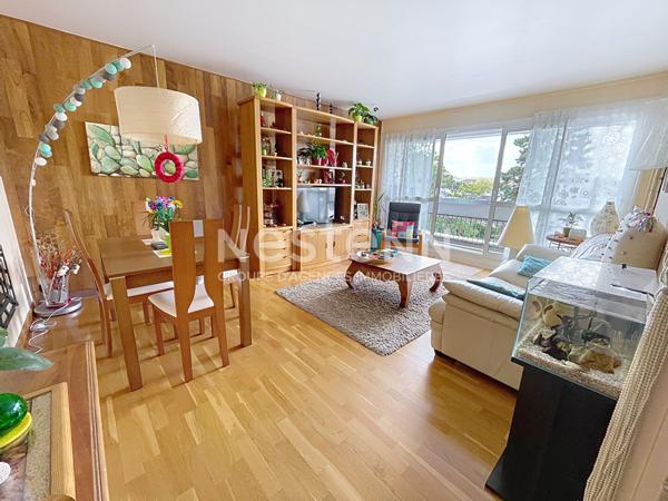 A vendre Appartement de 4 pièces de 81 m² à Plaisir
