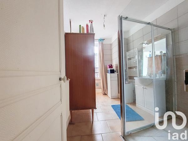 Maison de ville 7 pièces de 140 m² à Saint-Julien-du-Sault (89330)