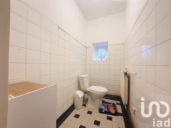 Maison de ville 7 pièces de 140 m² à Saint-Julien-du-Sault (89330)