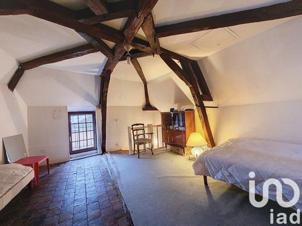 Maison de ville 7 pièces de 140 m² à Saint-Julien-du-Sault (89330)