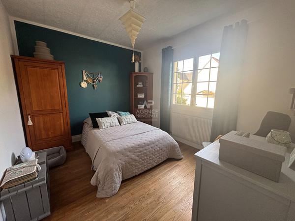Maison Pontoise 7 pièce(s) 150 m2 €398 000 ** - Référence 11230