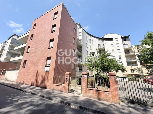 Vendu loué - Appartement Elbeuf - 65 m² - 76500