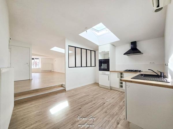 Immeuble à MORTAGNE-SUR-SEVRE, 85290 - 204m²