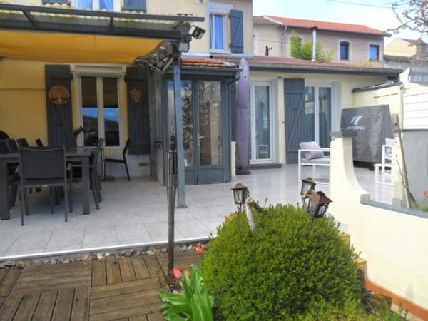 Maison mitoyenne 1 côté Champigneulles Bellefontaine 100 m²