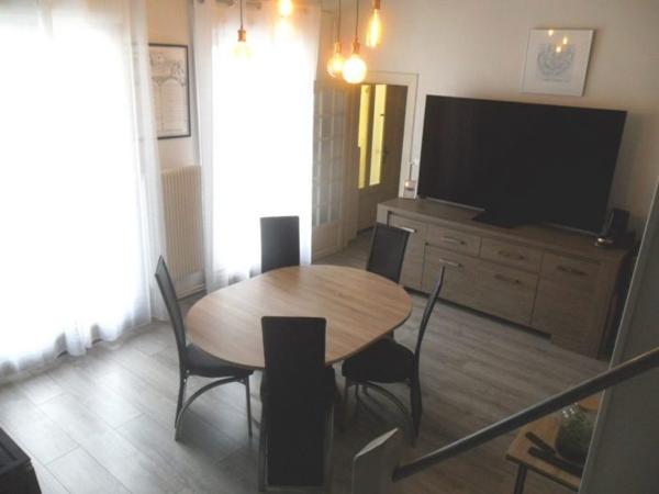 Maison mitoyenne 1 côté Champigneulles Bellefontaine 100 m²