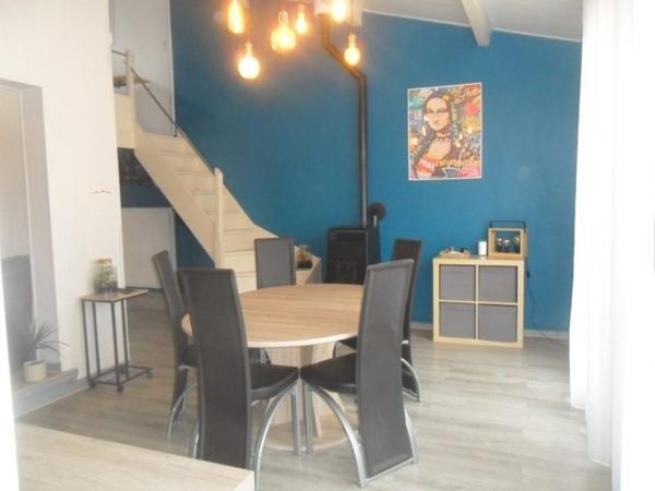 Maison mitoyenne 1 côté Champigneulles Bellefontaine 100 m²