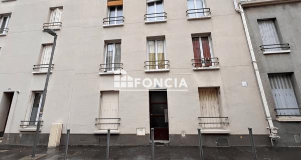 Location Appartement 2 pièces 34 m² - Saint-ouen-sur-seine 93400