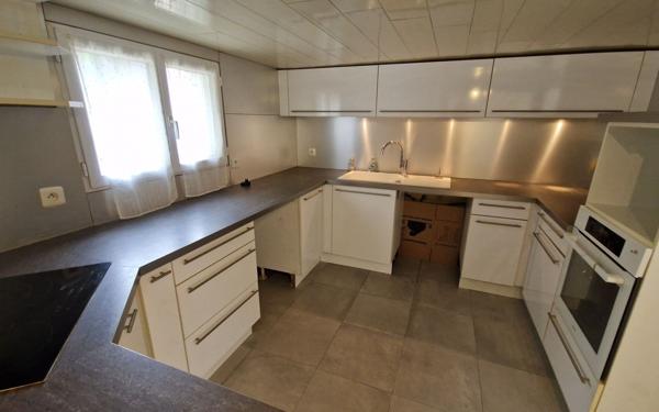 Maison à vendre    6 pièces •  Mouroux