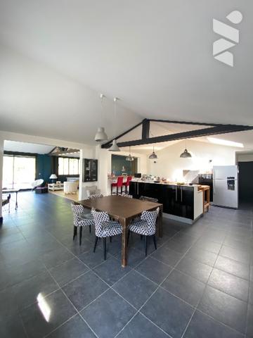 Nouveauté  
Bien rare sur la Côte d'Opale 
MERLIMONT Loft 216 m² av jardin -2 km plage