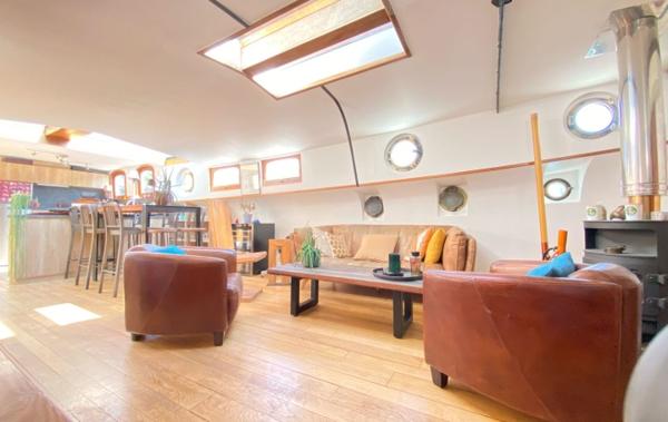 Vente Appartement P5 Peniche rénové(e) Paris 6ème   