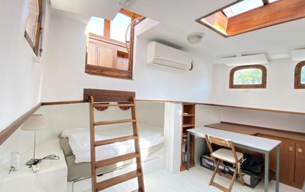 Vente Appartement P5 Peniche rénové(e) Paris 6ème   