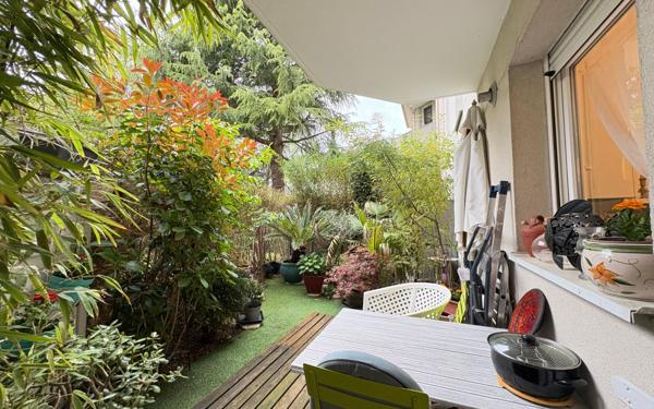 Appartement à vendre    2 pièces • 44 m2 Noiseau