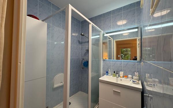 Appartement à vendre    2 pièces • 44 m2 Noiseau