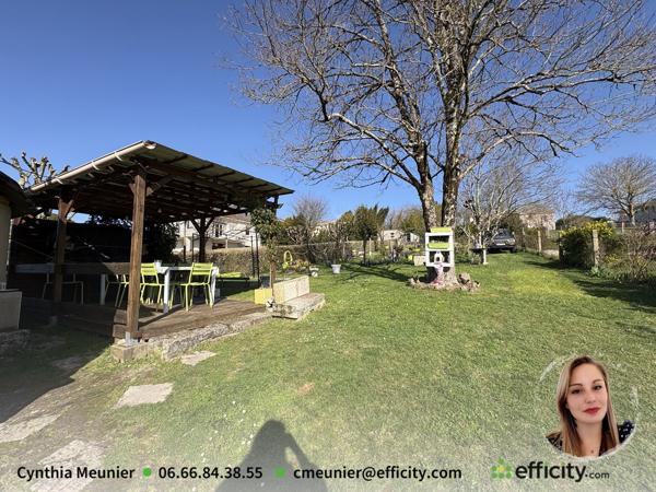 Maison
         6 pièces
        - 144 m² 215 000 € *