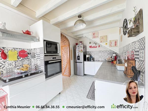 Maison
         6 pièces
        - 144 m² 215 000 € *