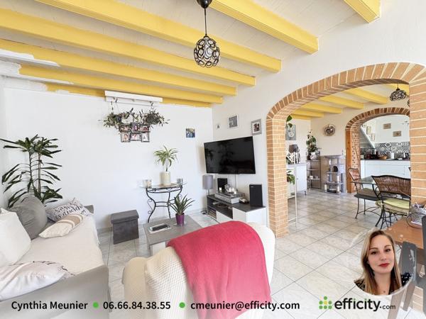 Maison
         6 pièces
        - 144 m² 215 000 € *