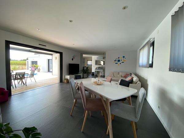 A vendre Maison Pujo Le Plan 4 chambres dont suite parentale piscine pergola