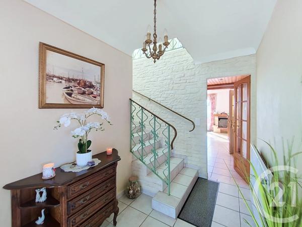 Maison à vendre  5 pièces - 119 m 2   BEAUVOIR SUR MER  - 85
