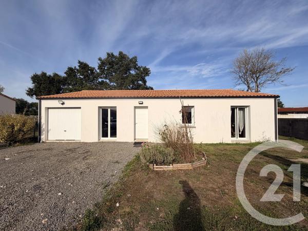 Maison à vendre  5 pièces - 119 m 2   BEAUVOIR SUR MER  - 85